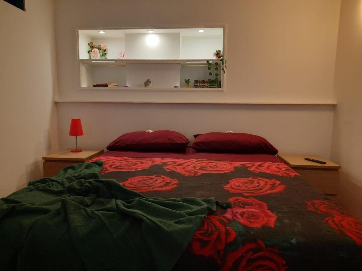 Apartament La Casa Del Largo Del Rosso Pozzuoli Zewnętrze zdjęcie